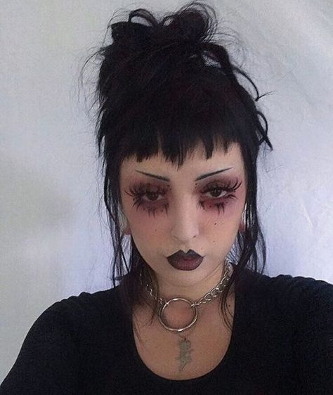 shopbiohazard: “☁️🖤 rg @anythingforselenaaas w/ her Chain O-Ring & Betty Boop necklace #bioangels 👼🖤🥂 ” Extreme Make-up, Gift Basket Ideas For Boyfriend, Basket Ideas For Boyfriend, Goth Gifts, How To Impress, Punk Makeup, Alt Makeup, Smink Inspiration, Alternative Makeup