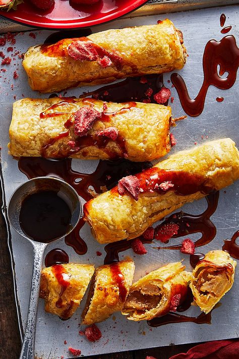 Caramelised apple pie rollups Recipe | Better Homes & Gardens Caramelised Apple, Caramelised Apples, Vegetarian Chicken, Yummy Dessert, Simple Budget, Slow Cooker Soup, Roll Ups, Homes And Gardens, Better Homes And Gardens