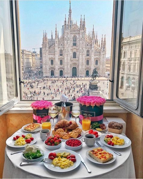 ROYAL DESTINATIONS on Instagram: “Breakfast with a 😍MILANO😍 view.  Good morning & happy Tuesday 👑ROYALS👑. Is Italy on your bucket list? . . . . . . . . #Baecation…” Breakfast Around The World, Oats Recipes, Breakfast In Bed, Milan Italy, Travel Inspo, Dream Destinations, Female Travel, Travel Aesthetic, Italy Travel