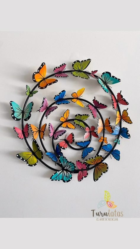 Diy Wall Butterfly Room Decor, Paper Crafts For Wall Decor, Wall Handmade Decor, Wall Decor Butterflies, Butterfly Using Paper, Paper Craft For Room Decor Wall Art, Creative Art On Canvas, Paper Crafts Wall Decoration, Butterfly On Wall Decor