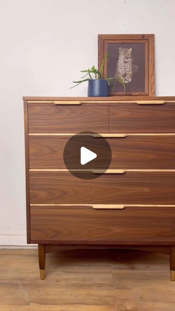 Lilly Skjoldahl - DIY furniture flips + home improvement on Instagram: "HOW I DID IT 👇🏼👇🏼

I bought the matching mid century modern lowboy dresser off of Facebook marketplace for $100 and quickly sold it for $800. The guy I bought it from saw my refinished listing, and contacted me to refinish of the matching MCM tallboy he still had! I obviously said yes because these are such stunning pieces 😍 here’s how I did it… or comment LIST if you want the list of supplies sent straight to your DMs!

+ scraped off top layer of varnish with carbide scraper
+ sanded with 120, 150, 220 grit using my @surfprepsanding 3x4 electric Ray ( code FURNITUREDR10 for 10% off!) 
+ used @minwax wipe on polyurethane 3x to seal, sanding lightly with 220 between coats
+ sprayed legs with gold spray paint from @ Carbide Scraper, Electric Ray, Diy Furniture Flip, Lowboy Dresser, Furniture Flips, Gold Spray Paint, Gold Spray, Furniture Repair, Facebook Marketplace