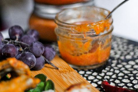 Peach Chili Sauce - The Primal Desire Peach Chili, Paleo Sauces, Gaps Recipes, Red Chili Sauce, Sweet Heat, Grilled Peaches, Canned Peaches, Peach Recipe, Red Chili