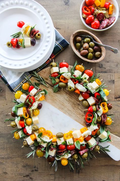 Christmas Antipasto, Antipasto Wreath, Spinach Cheese Dip, Antipasto Appetizer, Appetizer Easy, Antipasto Skewers, Baked Goat Cheese, Appetizer Picks, Mini Sweet Peppers