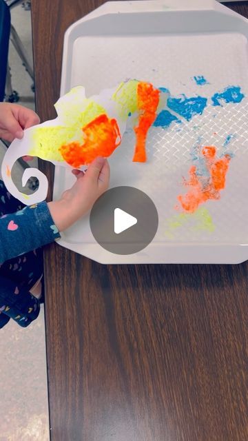 Sheryl Cooper - Teaching 2 and 3 Year Olds on Instagram: "During our ocean theme we loved creating these sponge-painted seahorses, inspired by Eric Carle’s “Mister Seahorse”! 

#toddler #toddlerartactivities #toddlerteacher #iteachtoddlers #toddlerclassroom #preschool #preschoolteachersofinstagram #preschoolteacher #iteachpreschool #preschoolclassroom #earlychildhoodeducation #iteachtoo #teacjersofig #teaching2and3yearolds" Sheryl Cooper, Beach Preschool, Toddler Teacher, Art Activities For Toddlers, Toddler Classroom, Preschool Theme, Eric Carle, Seahorses, Ocean Theme