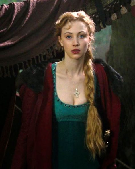 Dracula Untold - Mirena Sarah Gadon Dracula, Narcissa Black, Dracula Untold, Sarah Gadon, Dominic Cooper, Luke Evans, Pippa Middleton, Movie Costumes, The Marauders