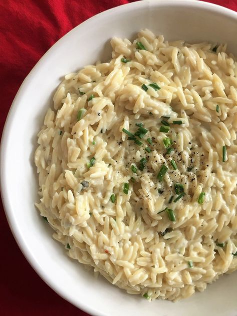 Creamy Lemon Orzo, Lemon Orzo, Bake A Cake, Orzo Recipes, One Pot Pasta Recipes, Out To Eat, Zero Energy, Giada De Laurentiis, Orzo Pasta