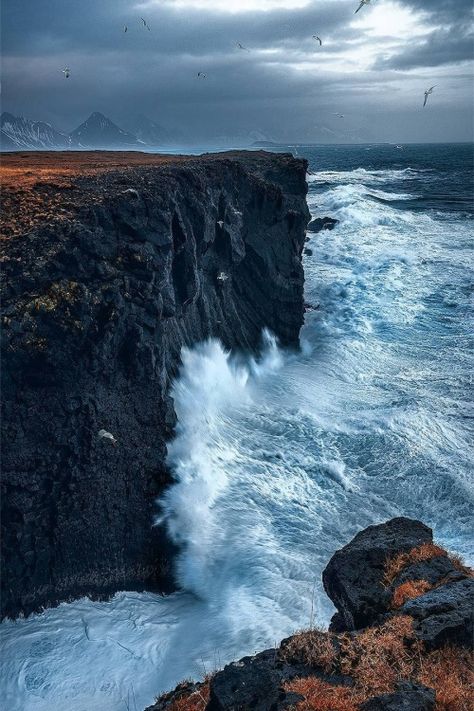 Crashing Waves Photography, Tired Tired Sea, Waves Crashing On Rocks, Sea Man, Cliff Beach, Stormy Ocean, Ocean Cliff, Wild Water, Ocean Storm