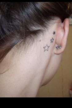 Star Tattoos Behind Ear, Ephemeral Tattoo, Cute Tiny Tattoos, Dainty Tattoos, Weird Fashion, Dream Tattoos, Design Tattoo, Dope Tattoos, Little Tattoos