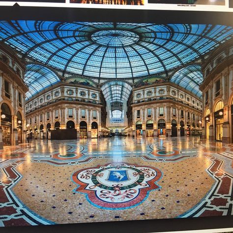 Galleria Vittorio Emanuele II (Milan) - All You Need to Know BEFORE You Go Italy Tourist Attractions, Italy Tourist, Milan Hotel, Things To Do In Italy, Honeymoon Spots, Target Market, Centre Commercial, Voyage Europe, European Vacation