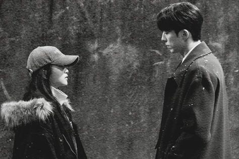 Hee Do, Twenty Five Twenty One, Romance Film, Drawing People Faces, Black And White Love, Dark Paradise, Joo Hyuk, Cute Love Lines, Cute Couple Art