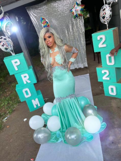 Prom Send Off Ideas Decorations, Birthday Dresses For Women, Dresses For Women Long Sleeve, Prom Pictures Couples Black, Prom Pictures Couples, Birthday Dress Women, Prom Birthday, Flora Dress, Modest Prom