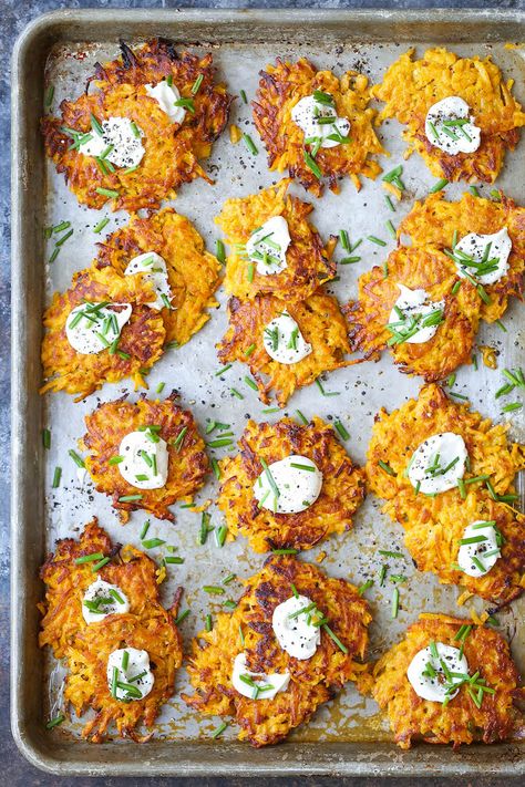 Butternut Squash Fritters - These are easier to make than you think, low calorie, addictive and amazingly crisp-tender! A must-have appetizer for everyone! Butternut Squash Fritters, Pumpkin Pancakes Easy, Squash Fritters, Butternut Squash Recipes, Fritter Recipes, Thanksgiving Appetizers, Squash Recipes, Veggie Dishes, Vegetarian Dishes