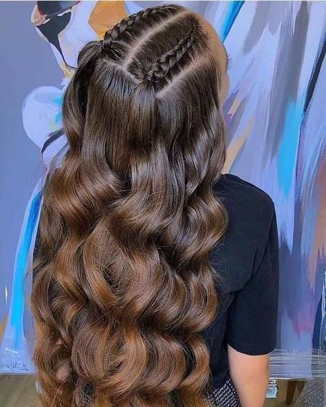 62 Of The Most Creative Christmas Hairstyles Ever Fishtail Braids, Dutch Braid Hairstyles, Prom Hair Down, Back To School Hairstyles, Sleek Ponytail, Easy Hairstyles For Long Hair, Fish Tail Braid, Hairstyles For School, Down Hairstyles