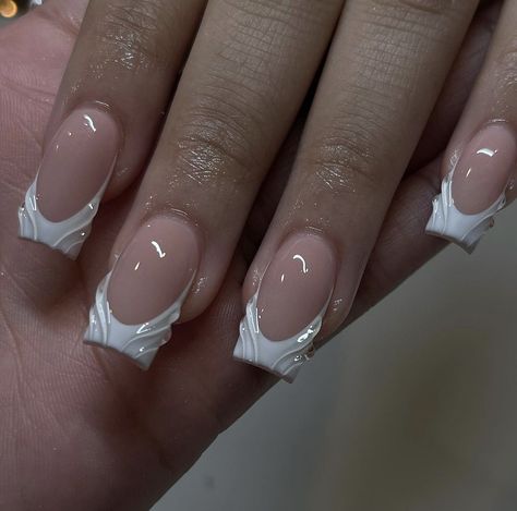 White Fun Nail Designs, White Nails 3d Design, Pearl And French Tip Nails, White And Silver Nails With Rhinestones, Pearl French Nails Design, Square French Tip Acrylic Nails Sparkle, French Nails With 3d Design, White French Tip Nails With 3d Gel, Sculpted French Nails