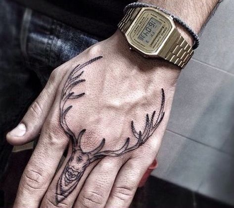 Country Hand Tattoos For Men, Hand Tattoo Boys, Deer Hand Tattoo, Tattoo Ideas Zodiac, Art Sleeve Tattoo, Tattoo Ideas Skull, Boys Hand Tattoo, Drink Boy, Tattoo Designs Minimalist