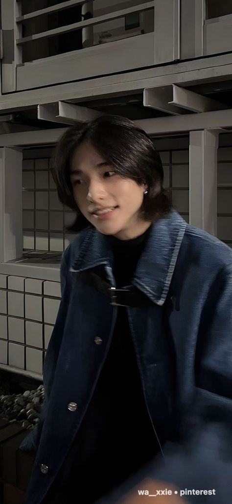 How To Be Attractive, Be Attractive, Very Important Person, Straykids Hyunjin Photoshoot, K Wallpaper, Skz In Cute, Hwang Hyunjin, Homeless Children, Kids Wallpaper