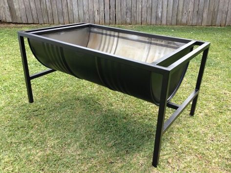 44 gallon drum Fire pit / ice drum $120 made to order perfect for weddings and parties Drum Fire Pit, Diy Grill Table, Barrel Fire Pit, Burn Barrel, Goat Shelter, Barrel Ideas, Barrel Projects, Outdoor Fire Pit Designs, Diy Bbq