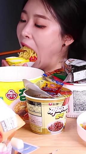 Asmr Videos Food Eating Noodles, Asmr Food Video Mukbang Korean, Asmr Food Korean, Asmr Noodle, Korea Noodle, Asmr Food Video Mukbang, Chili Noodles, Mukbang Korean, Asmr Fancam