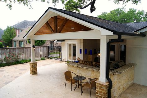 Gable Roof Patio Cover in Houston | Flickr - Photo Sharing! Design Per Patio, Patio Addition, Backyard Covered Patios, Covered Patio Design, Outdoor Covered Patio, Covered Back Patio, Roof Ideas, Contemporary Patio, Patio Kitchen