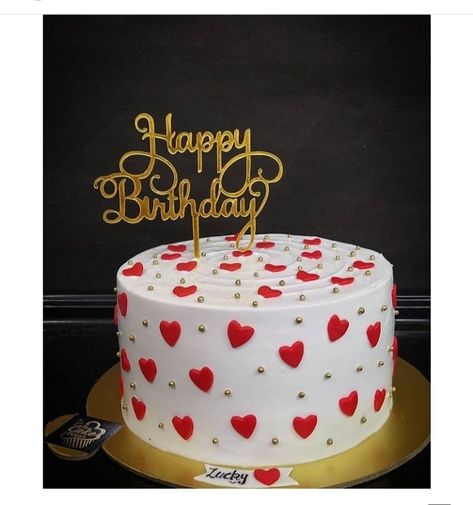 1kg Cake Design Birthday, Aniversary Cakes Designs, Cake For Husband Birthday, Love Cake Design, Wedding Cake Designs Simple, Cake For Boyfriend, Buttercream Cake Designs, Happy Anniversary Cakes, Candy Birthday Cakes