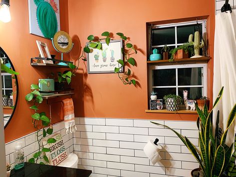 Orange And Green Bathroom, Green And Terracotta Bathroom, Hipster Bathroom, Orange Bathroom, White Tiles Black Grout, Colorful Boho Bathroom, Bathroom Decor Colorful, Terracotta Bathroom, Small Half Bathroom