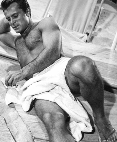 40s Hollywood, Shirtless Actors, 1970s Men, Robert Conrad, Carter Family, Handsome Older Men, Wild Wild West, Old Hollywood Stars, Masculine Men