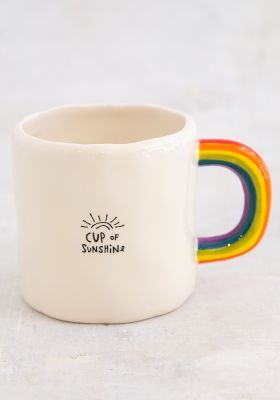 Cup Of Sunshine Rainbow Mug Cup Of Sunshine, Clay Cafe, Diy Keramik, Rainbow Mug, Mug Ideas, Pottery Painting Designs, Keramik Design, Tassen Design, Painted Mugs