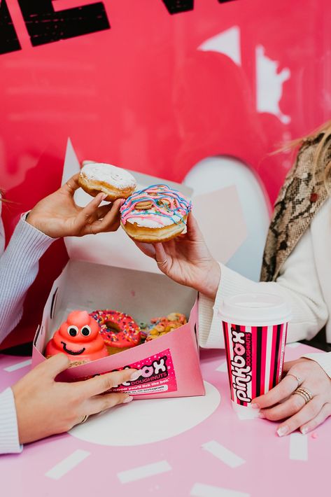 Fun photoshoot for Pinkbox donuts with some of my Fav's Donut Box Photography, Donut Lifestyle Photography, Donut Photography Ideas, Donuts Photoshoot, Doughnut Photography, Donut Photoshoot, Donuts Photography, Donut Photography, Doughnuts Photography