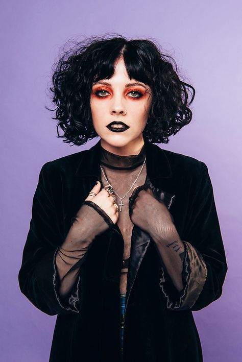 Heather Baron-Gracie of Pale Waves Heather Baron Gracie, Pale Waves, Best Beauty Tips, Estilo Punk, Grunge Hair, Perfect Skin, Sioux, Dark Fashion, Look Cool