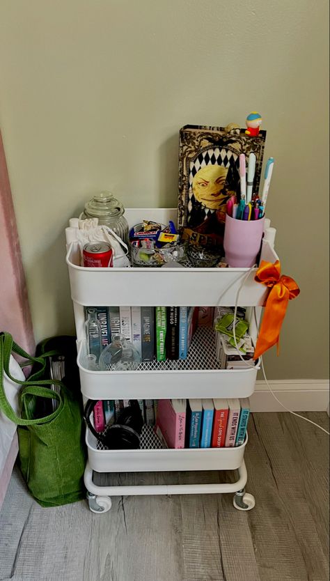 Utility Cart Decor, Storage Cart Ideas Aesthetic, Rolling Cart Ideas Bedroom, Storage Cart Aesthetic, Bedroom Cart Ideas, Ikea Cart Organization, Ikea Trolley Ideas Bedroom, Trolley Cart Ideas Bedroom Aesthetic, Ikea Rolling Cart Ideas