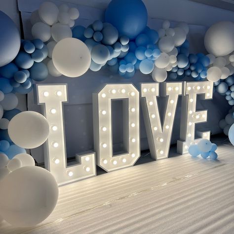 Big Light Up Letters, Light Letters Decor, Big Letters Decoration, Light Up Letters Wedding, Marquee Letters Wedding, Large Light Up Letters, Led Letter Lights, Graduation Party Backdrops, Letter Lights