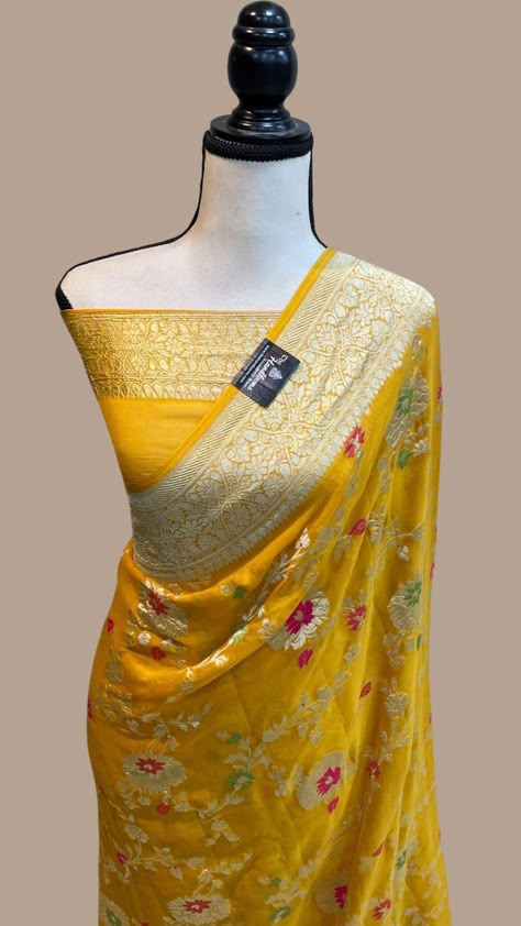 Pure Chiffon Sarees, Simple Saree Designs, Indian Sari Dress, Latest Bridal Dresses, Fancy Sarees Party Wear, Indian Saree Blouses Designs, Simple Sarees, Saree Designs Party Wear, Bridal Silk Saree