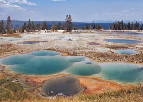 The Southeast, Yellowstone National Park, Wyoming: West Thumb Geyser Basin and Yellowstone Lake Yellowstone Photography, Grand Prismatic Spring Yellowstone, Green River Wyoming, Lakeside Village, Stone Park, Yellowstone National Park Guided Tours, Yellowstone National Park Geyser, Wind River Range Wyoming, Yellowstone River