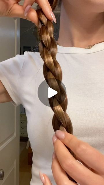 Tessa on Instagram: "4 strand braid tut 🫶🏻  . . . . . . . . . . . . #braidhack #4strandbraid #4strandroundbraid #hairstyle #haircare #hairgrowth #hairinspo #tessapeay #naturalhighlights #brandymelville #urbanoutfitters #hairoiling #backtoschool #schoolhairstyle #firstdayofschoolhair" 4 Strands Braid, How To Four Strand Braid Tutorials, How To Do A Five Strand Braid, Fun Braided Hairstyles For Medium Hair, How To Do A 4 Strand Braid, How To Do A Twist Braid, How To Braid Your Own Hair Step By Step, Multiple Braids Hairstyles, Four Strand Braid Tutorial