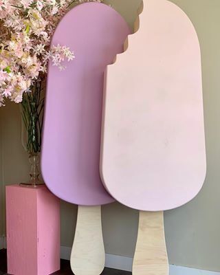 Diy Ice Cream Decor, Ice Cream Decorations Ideas, Foam Decor, Ice Cream Decoration, Foam Decorations, Ice Cream Decor, Party Rental Ideas, Foam Sculpture, Candy Decorations Diy