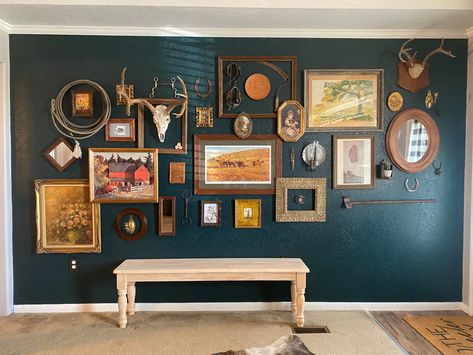 Antique Wall Art Collage, Western Wall Collage Decor, Large Wall Decor Living Room Western, Vintage Western Gallery Wall, Western Eclectic Home Decor, Eclectic Western Living Room, Western Picture Wall Ideas, Gallery Wall Western, Southwest Gallery Wall