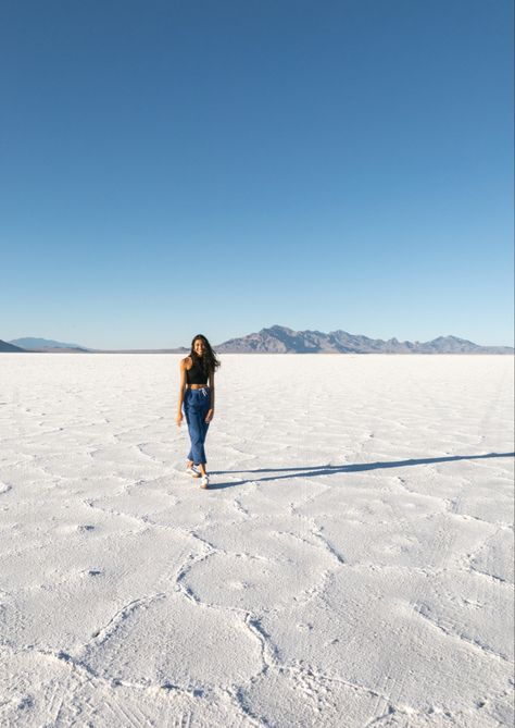 19th Photoshoot, Salt Flats Utah Photoshoot, Salt Flats Photoshoot, Utah Photoshoot, Travel Poses, Salt Flats Utah, Summer List, Travel Pose, Bonneville Salt Flats