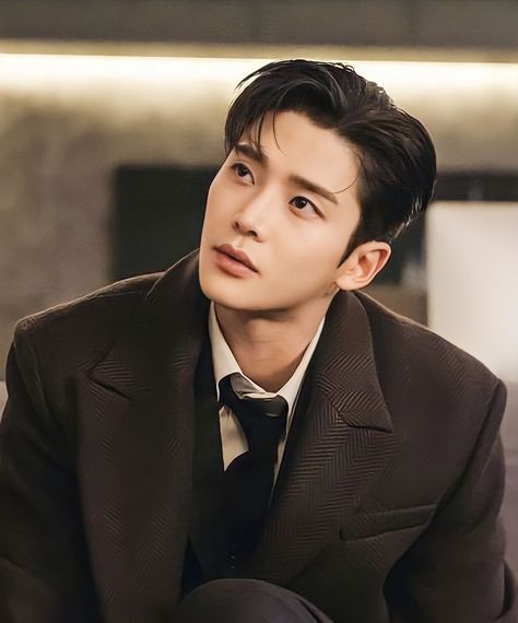 Rowoon Long Hair, Korean Actors Men Kdrama, Asian Man In Suit, Rowoon Destined With You, Rowoon Photoshoot, Rowoon Boyfriend Material, Kdrama Men, Kim Rowoon, Most Handsome Korean Actors