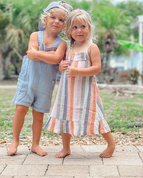 Twin Toddlers Boy And Girl, Blonde Twins Boy And Girl, Aesthetic Twins, Toddler Twins, Boy And Girl Twins, Twin Boy And Girl, Twins Boy And Girl, Twin Aesthetic, Twins Aesthetic