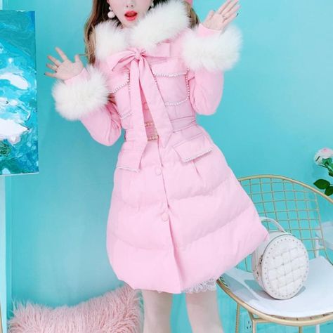 Kawaii Coat, Kawaii Jacket, Girly Winter Outfits, Y2k Outfits Pink, Kawaii Winter, Moon Clothing, Fluffy Jacket, Cute Coats, Fluffy Coat