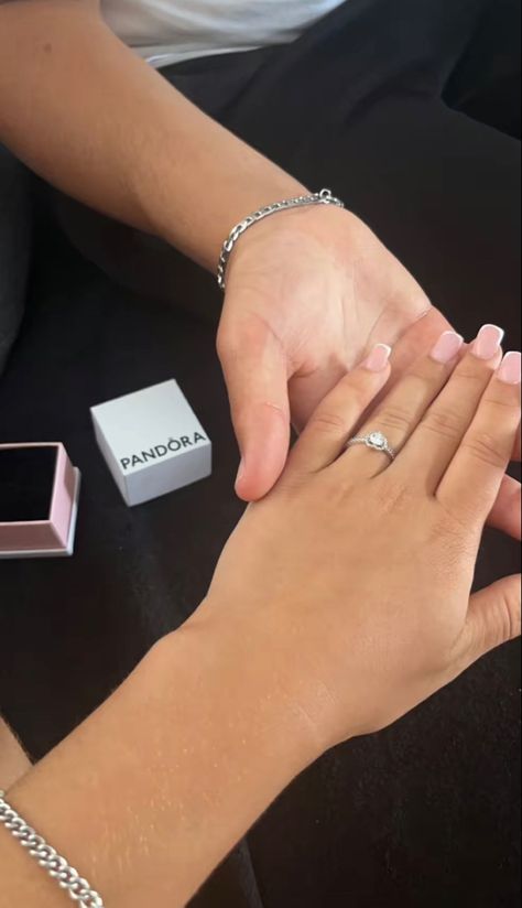 Mains Couple, Acrylic Nails Nude, Swag Couples, Flipagram Instagram, Black And White Picture Wall, Mode Zara, Baby Room Inspiration, Beauty Tips For Glowing Skin, Classy Aesthetic