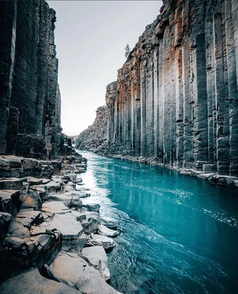 Iceland Vacation, Basalt Rock, Iceland Travel Guide, Iceland Landscape, Popular Travel Destinations, Iceland Travel, World One, Rock Formations, Hidden Gem