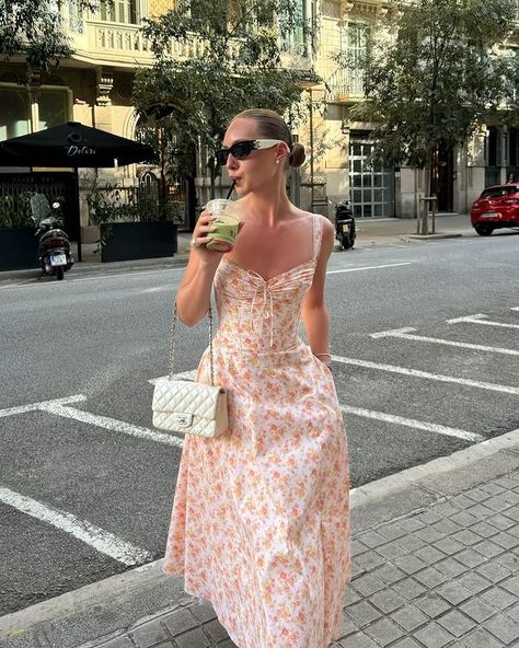 All Posts • Instagram Barcelona Outfits, Hamptons Aesthetic, Gf Goals, Outfits Shorts, European Summer Outfits, Coastal Granddaughter, Big Thanks, Warm Weather Outfits, Girly Dresses