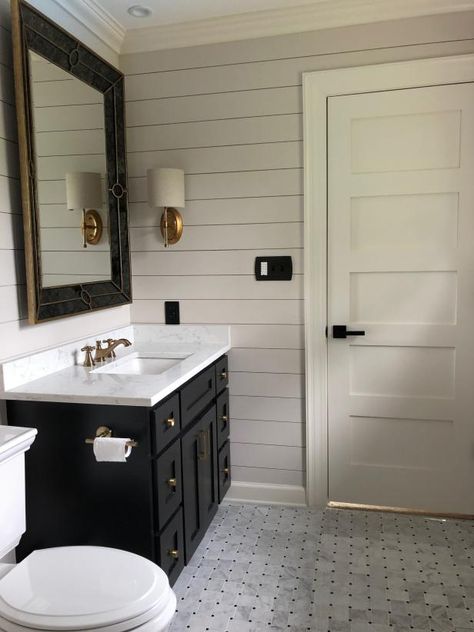 Black Bathroom Vanity, Lake House Bathroom, Black Bathroom Decor, Shiplap Bathroom, Black White Bathrooms, Black Vanity Bathroom, Bathroom Plan, White Shiplap Wall, Powder Room Decor