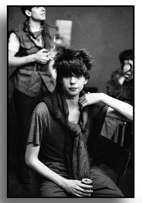 Julian Cope, Pretty Celebs, Rock Musicians, Echo And The Bunnymen, 80s Celebrities, Goth Bands, Bunny Man, Artist Biography, English News