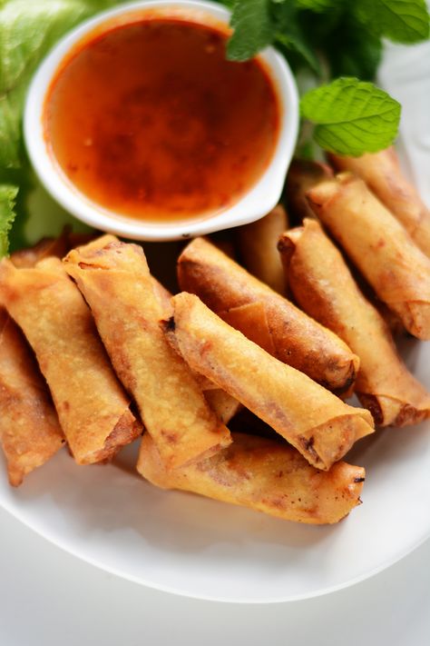 Vietnamese Prawn Spring Rolls (with Sweet n’ Spicy Dipping Sauce) – The Spice Adventuress Spring Roll Sauce, Spring Rolls Recipe, Sweet N Spicy, Fried Spring Rolls, Spicy Dipping Sauce, Vietnamese Spring Rolls, Chicken Spring Rolls, Spring Roll Recipe, Party Snack