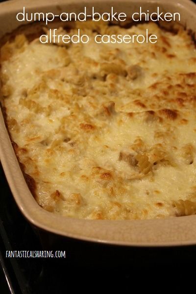 Fantastical Sharing of Recipes: Dump-and-Bake Chicken Alfredo Casserole Lazy Chicken Alfredo, Roitessere Chicken Recipes, Potluck Chicken Recipes, Dump Casseroles, Casserole Dinners, Alfredo Casserole, Recipe Casserole, Chicken Alfredo Casserole, Dump Recipes