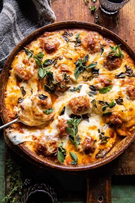 Simple Baked Cheesy Italian Chicken Meatballs | halfbakedharvest.com Fall Meals Dinners Chicken, Half Baked Harvest Chicken, Cheesy Italian Chicken, Italian Chicken Meatballs, Salad Appetizer Cups, Half Baked Harvest Recipes, Chicken Meatball, Italian Chicken Sausage, Chicken Meatball Recipes