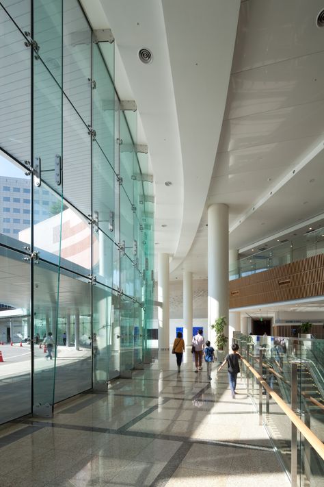 Gallery of Bundang Seoul National University Hospital / JUNGLIM Architecture - 6 University Interior Design, Seoul National University, Yonsei University, Korea University, Hospital Architecture, Building Aesthetic, School Hallways, Window Glazing, New Hospital