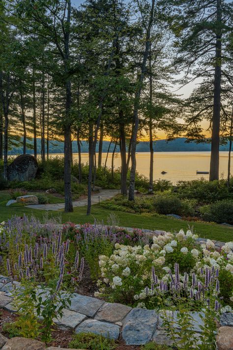 Lake House Backyard Landscaping, Lakehouse Backyard, Lakeside Landscaping, Lake House Backyard, Bluestone Steps, Cabin Landscape, Lake Landscaping, Commercial Landscape, Lakeside Living